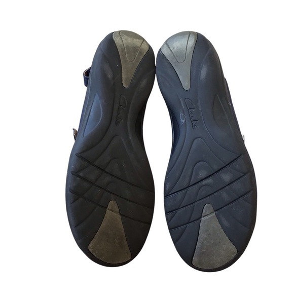 Clarks Saylie Quartz Navy Nubuck Sandals - Picture 11 of 11